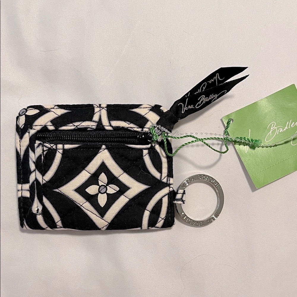 Vera Bradley Black and White ID and Coin Wallet. Very Chic🦋 NWT